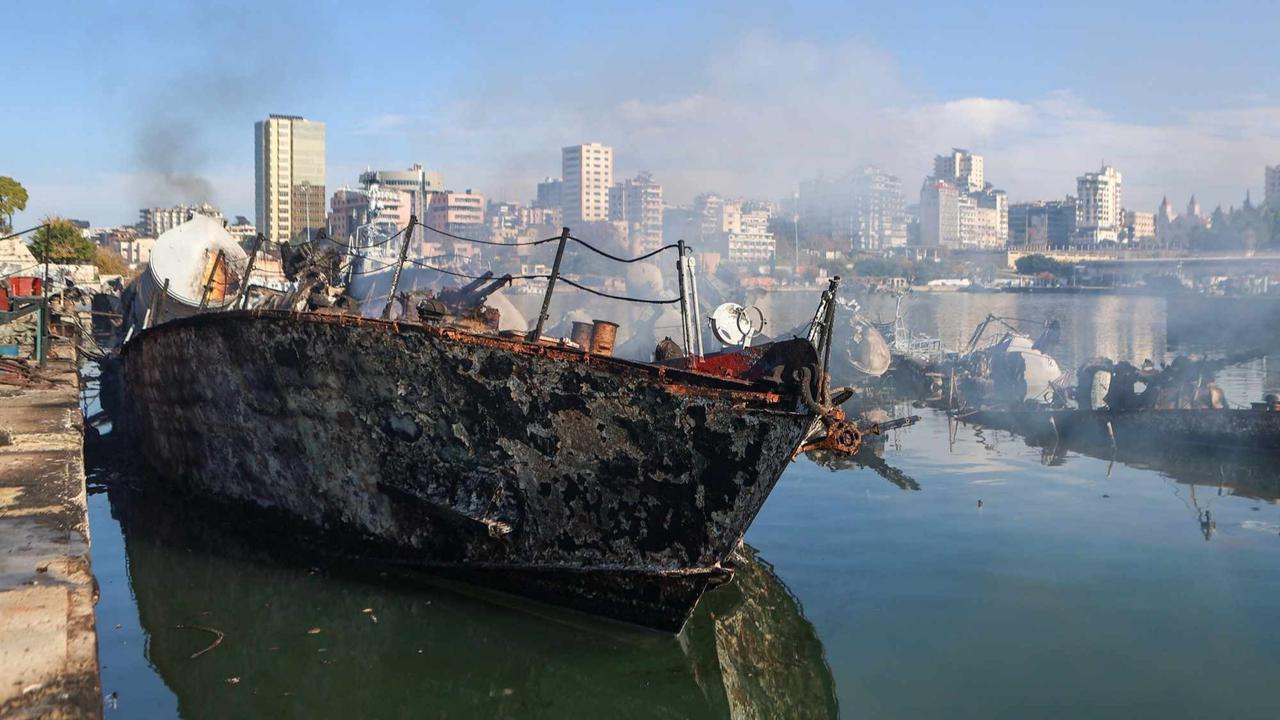 Deretan kapal perang Suriah hancur lebur digempur Israel