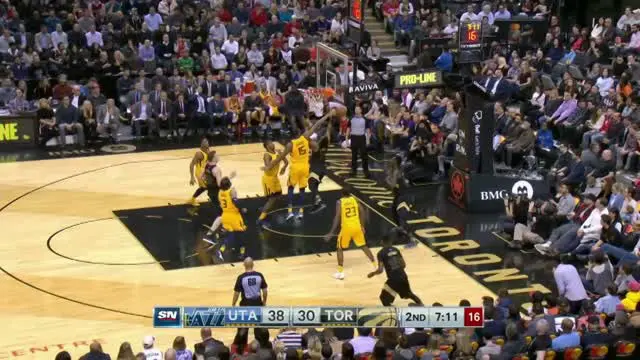 Berita video game recap NBA 2017-2018 antara Utah Jazz melawan Toronto Raptors dengan skor 97-93.