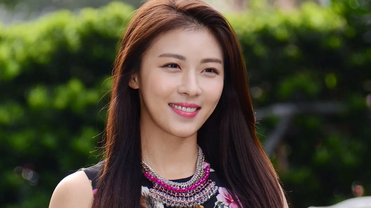 [Bintang] Cantik Kebangetan, Ternyata Ini Rahasia Awet Muda Ha Ji Won