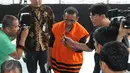 Pengusaha Ichsan Suiadi Tersangka Penyuap Mahkamah Agung Andri Tristianto Sutrisna saat akan menjalani pemeriksaan Perdana di  gedung KPK, Jakarta, Jumat (26/2). (Liputan6.com/Helmi Afandi)