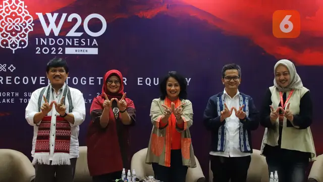 Press Conference Pembukaan W20 Summit di Toba
