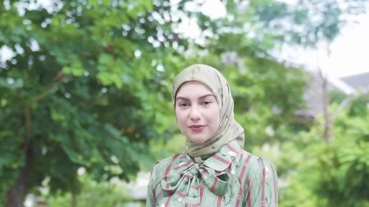 Model Hijab Irish Bella, Inspirasi Cantik di Hari Raya Lebaran Idul Fitri 2025