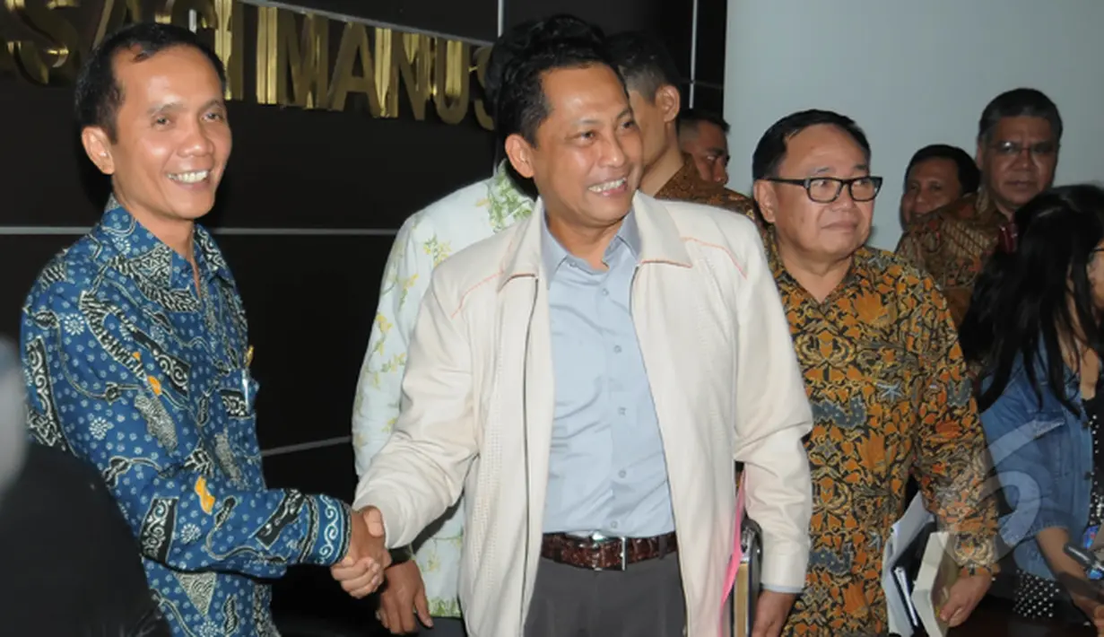 Komnas HAM menyambut kedatangan Kepala Bareskrim Inspektur Jenderal Polisi, Budi Waseso di kantor Komnas HAM, Jakarta, Jumat (30/1/2015). (Liputan6.com/Herman Zakharia)