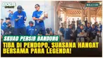 Usai Konvoi Juara, Skuad Persib Bandung Tiba di Pendopo Bersama Para Legenda