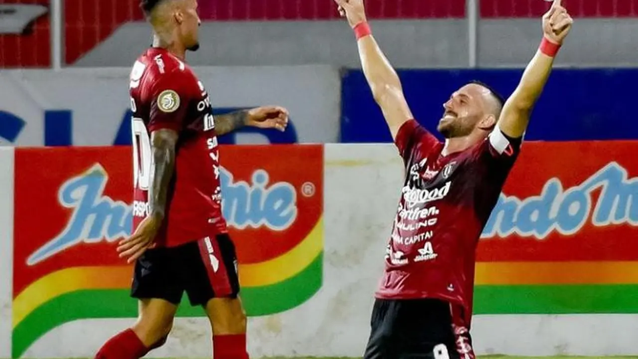 Ilija Spasojevic - Bali United - BRI Liga 1 2021/2022 - 6 Maret