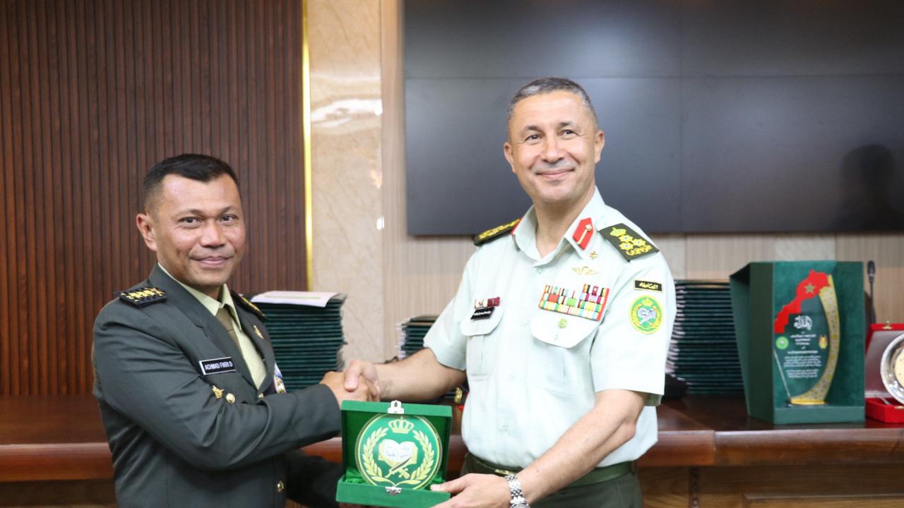 Jadi yang Pertama dari TNI, Kolonel Achmad Fikri Lulus College Pertahanan Yordania dengan Predikat Excellent
