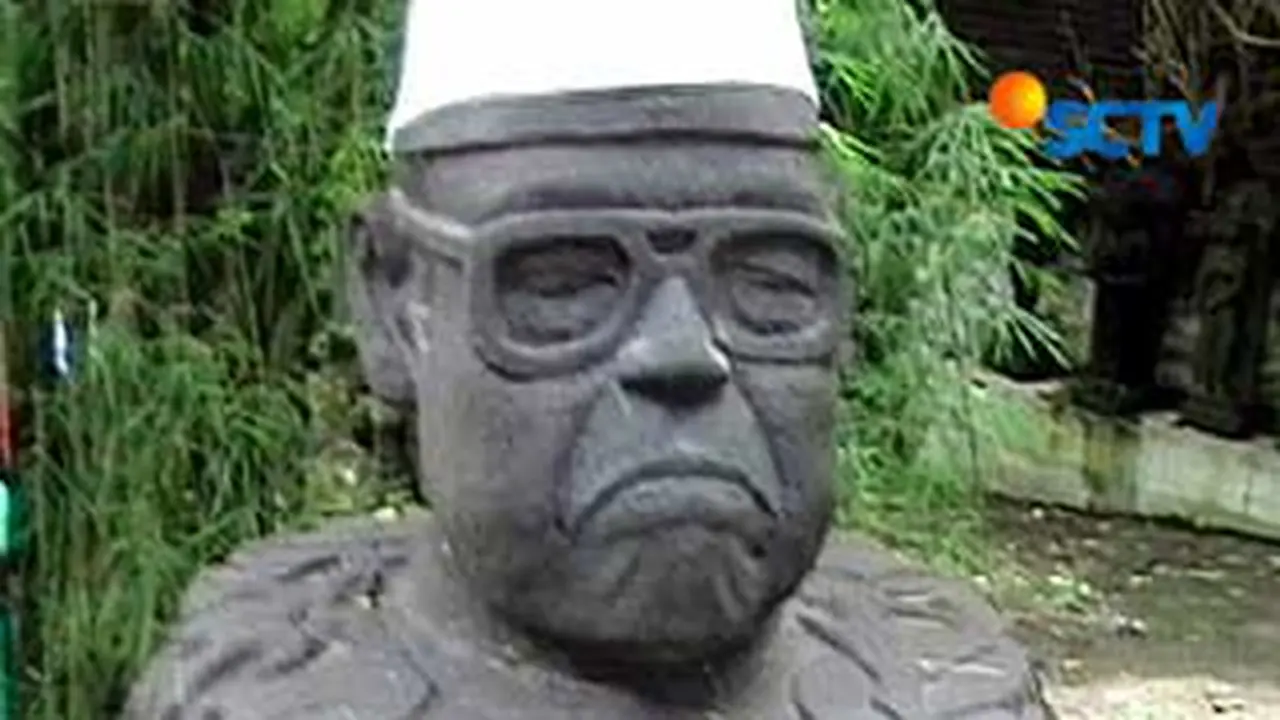 100206bpatung_gusdur.jpg