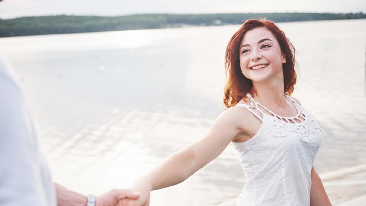 Kisah Aurelie Moeremans Membuka Mata: Grooming Datang Perlahan dan Tak Disadari