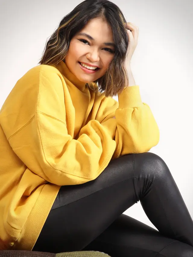 Eksklusif Regina Poetiray