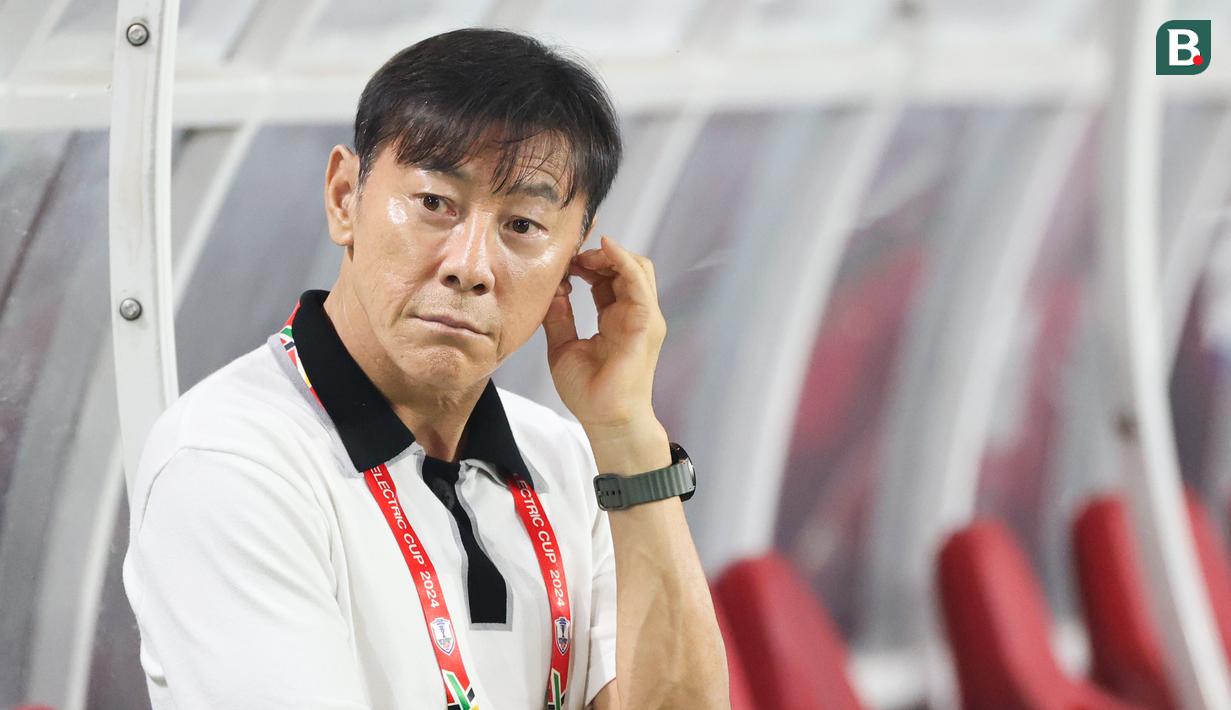 <p>Pelatih Timnas Indonesia, Shin Tae-yong saat laga lanjutan Grup B Piala AFF 2024 melawan Laos di Stadion Manahan, Solo, Jawa Tengah, Kamis (12/12/2024). (Bola.com/Abdul Aziz)</p>