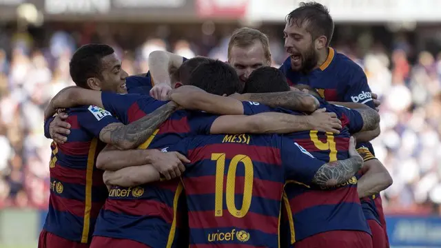Barcelona berhasil mengunci gelar juara La Liga Spanyol musim 2015-2016 usai mengalahkan Granada pada pekan penutup. Bagi Barca, ini adalah trofi juara liga yang keenam dalam delapan musim terakhir.