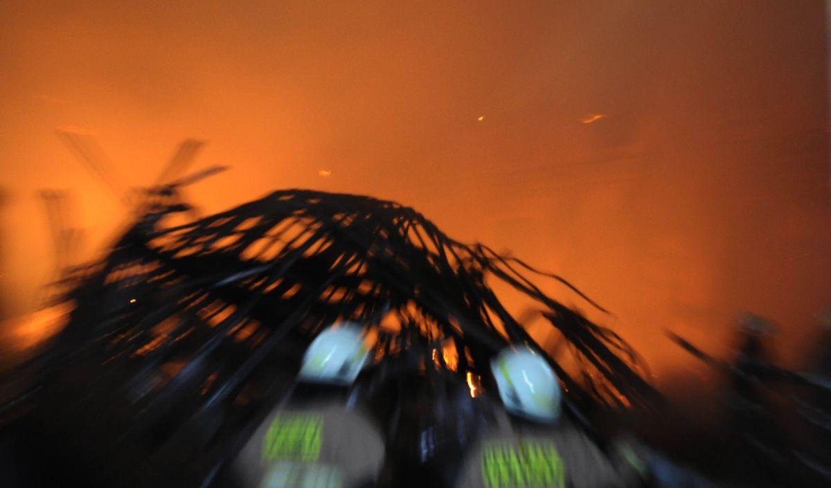 Sebelumnya, Command Center DisGulKarMat Gunawan, mengatakan informsi terkait insiden diterima pukul 20.00 WIB pada 16 September 2023.<br>