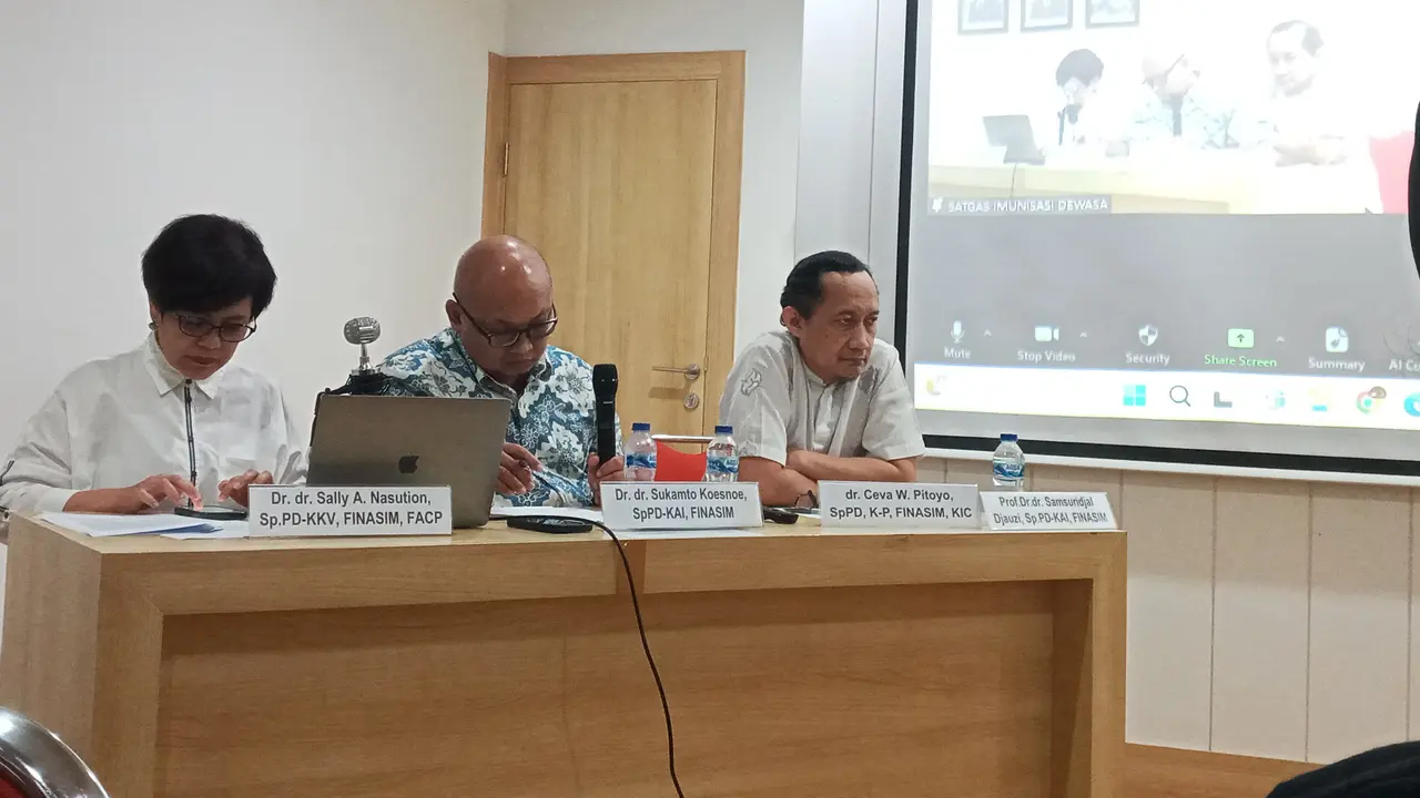 Konferensi Pers Pembaruan Rekomendasi Jadwal Imunisasi Dewasa Tahun 2024 oleh Perhimpunan Dokter Spesialis Penyakit Dalam Indonesia (PAPDI)