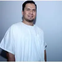 Raidin Anom selaku kuasa hukum AW menjelaskan awal perkenalan kliennya dengan Saipul Jamil di sebuah konser ajang pencarian bakat.