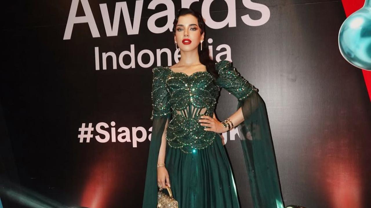 7 Potret Tasya Farasya Raih Beauty dan Fashion Creator of the Year, Ini Detail Penampilannya