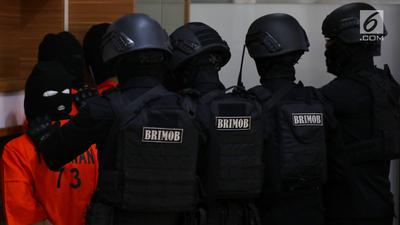 Densus 88 Tangkap 2 Terduga Teroris di Ciamis dan Lampung