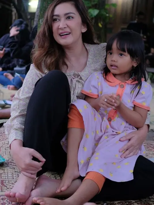 <p>[Instagram/nafaurbach]</p>