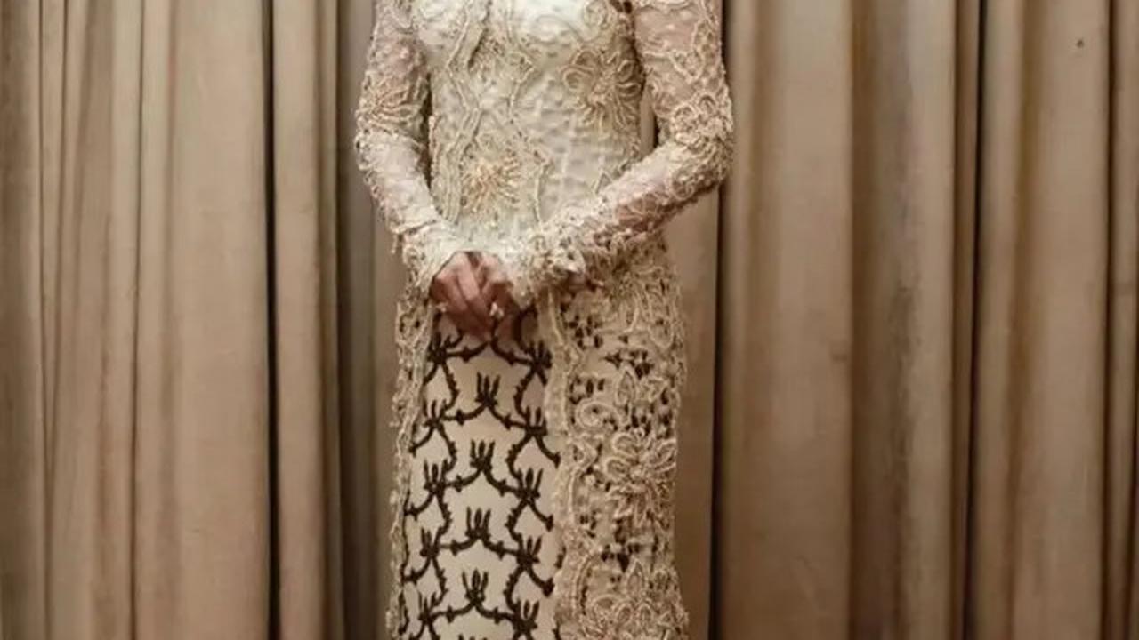 Foto-Foto Kebaya ala Rossa, Anggun Bawakan Budaya Indonesia