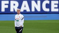 Pelatih Didier Deschamps telah merilis daftar nama pemain yang akan memperkuat Timnas Prancis di babak Semifinal UEFA National League 2021 melawan Belgia. Mengejutkannya, ada beberapa pemain top yang tidak masuk ke dalam rencananya tersebut. Berikut ulasannya.