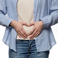 Kesehatan usus kini menjadi topik penting dalam dunia wellness modern. Bukan tanpa alasan, karena kondisi usus yang seimbang berperan besar dalam menjaga sistem imun, kesehatan kulit, hingga kestabilan mood. (foto/dok: freepik)
