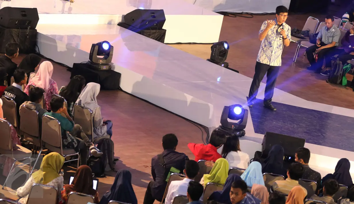 Suasana saat Emtek Goes to Campus (EGTC) 2017 di Malang Wakil Direktur Utama Emtek, Sutanto Hartono,menjadi pembicara, Jawa Timur, Rabu (3/5). (Liputan6.com/Helmi Afandi)