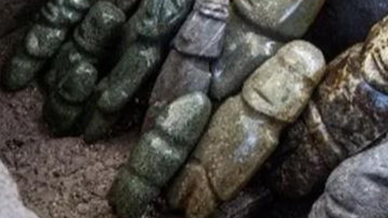 Arkeolog Temukan Peti Harta Karun  Bangsa Aztec, Isinya Belasan Patung Batu Berusia 1.000 Tahun