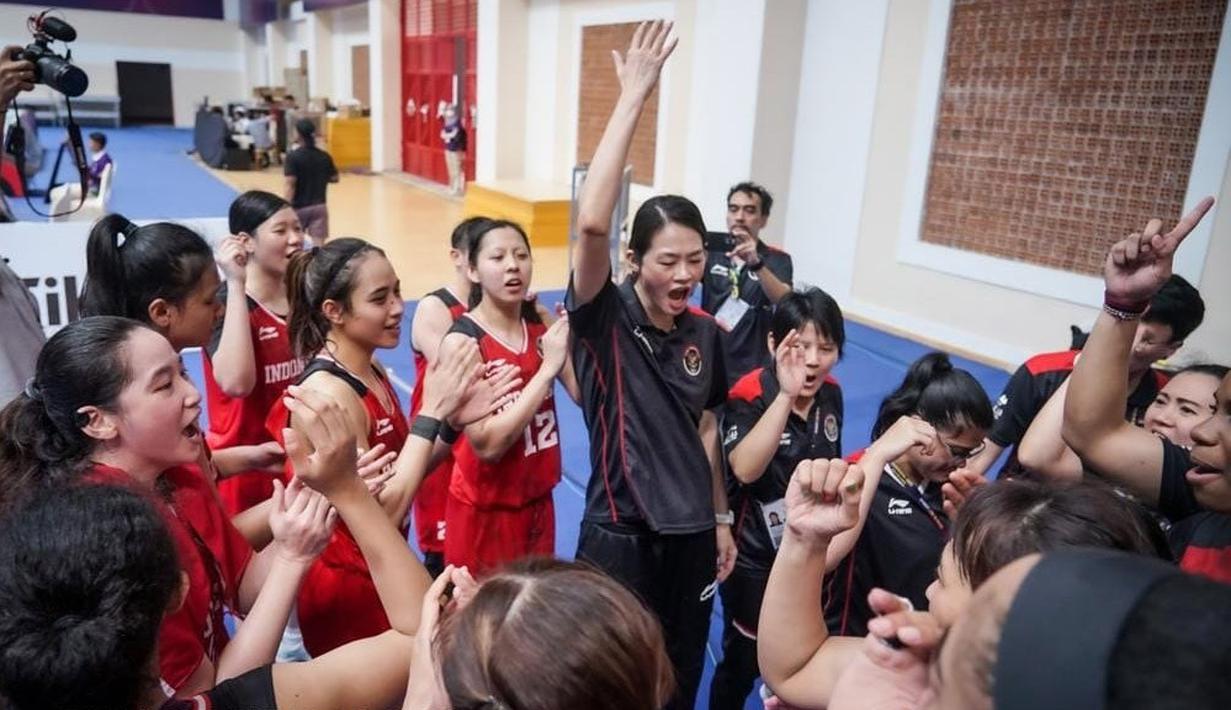 Timnas Bola Basket Putri Indonesia sempurna di cabang olahraga (cabor) bola basket nomor putri SEA Games 2023 dengan menyapu bersih enam pertandingan untuk mendulang 12 poin. (Dok: CdM Indonesia SG / Evan Andraws)