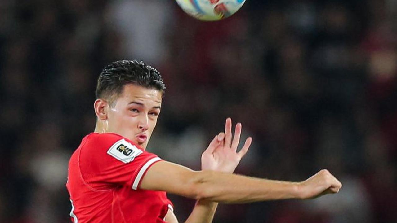 Tampil di hadapan puluhan ribu pendukung yang memenuhi stadion, Timnas Indonesia justru bermain kurang maksimal saat awal laga.&nbsp;Bola.com/Bagaskara Lazuardi