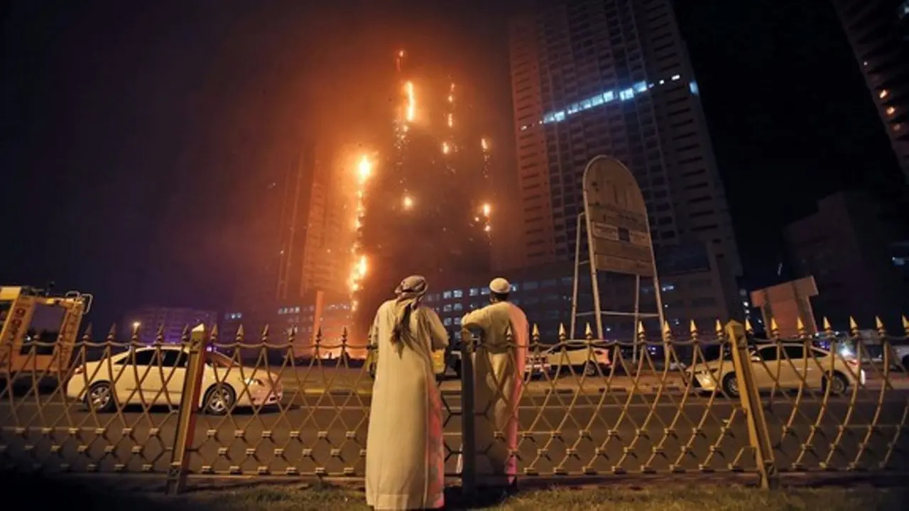 Gedung Pencakar Langit Dubai, Ajman Tower Terbakar