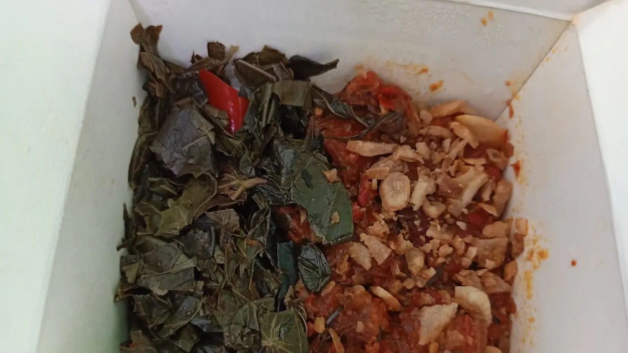 Mencicipi Se'i Sapi Susu Chef Renatta dan Ayam Woku Chef Juna