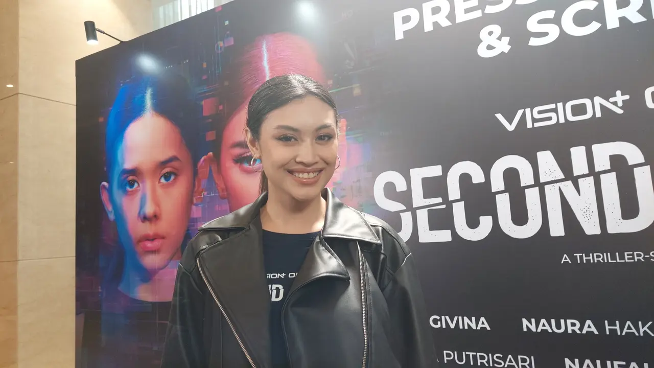 Naura Hakim dipercaya memerankan karakter bernama Dewi