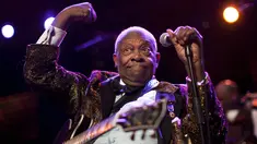Gitaris dan penyanyi blues ternama, BB King, meninggal dunia dalam usia 89 tahun pada Kamis (14/5/2015) waktu setempat di Las Vegas, Amerika Serikat. (REUTERS/Valentin Flauraud)