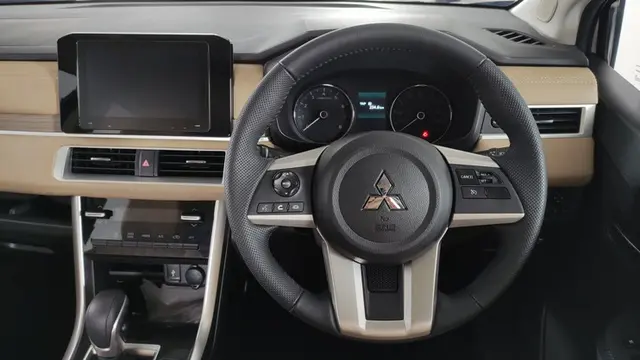 Mitsubishi Xpander Cross