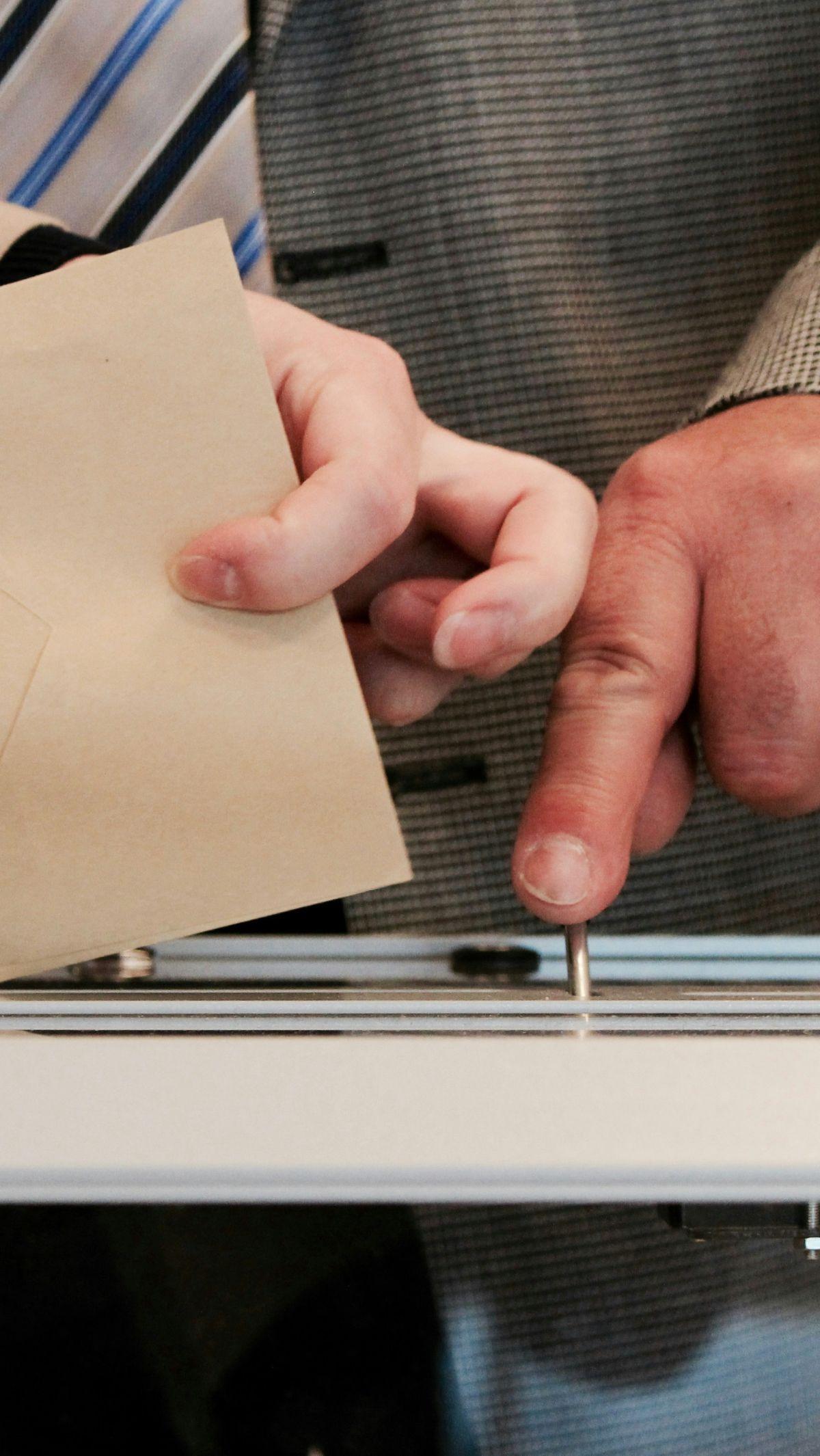 <b>Tugas Pantarlih Pilkada 2024</b>