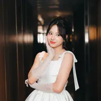 Intip bagaimana penampilan Zee Eks JKT48 di premiere film Danur The Last Chapter (@zeeasadel)