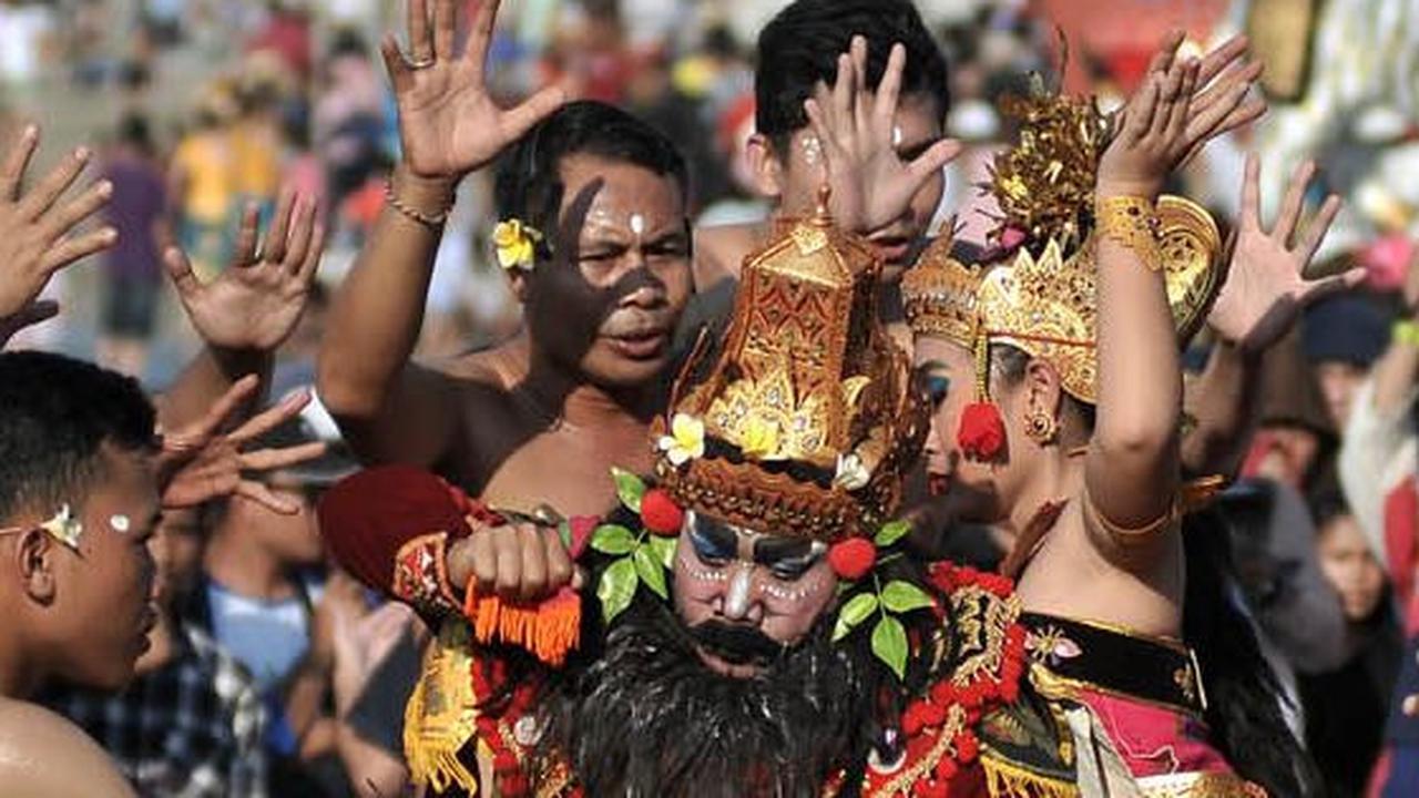 Makna Tari Kecak<br>