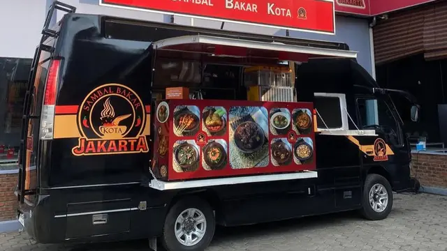 Food Truck buatan Karoseri Bintang Utama Karoseri