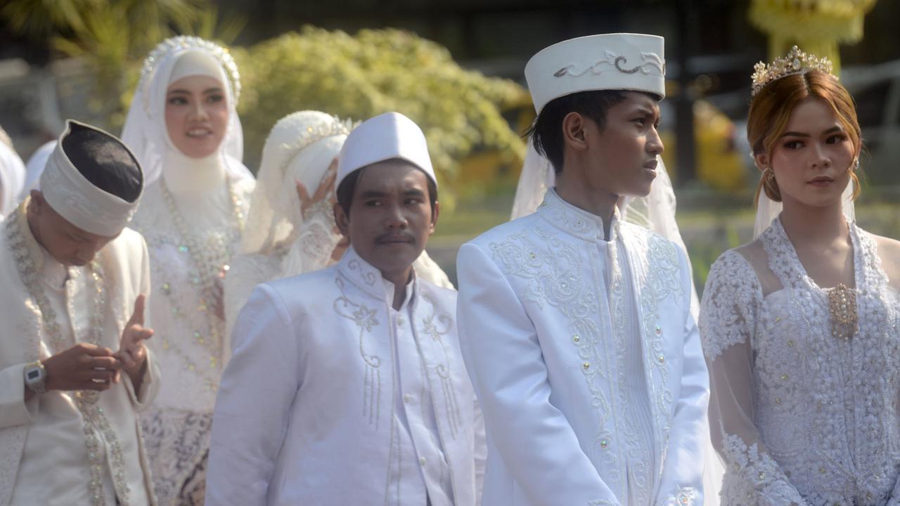 Cerita Pemuda Bandung Rela Datang Dini Hari untuk Ikuti Nikah Massal, Bahagia Mimpinya Terwujud di Tahun Ini