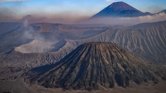 Pesona Bromo Semeru Tetap Memikat di Tengah Pemulihan Kawasan