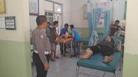 Dua dari 13 penumpang mobil rombongan pengantin asal Bogor, Jawa Barat, yang masuk jurang di Lampung tewas. (Istimewa).