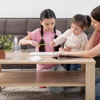 Anak yang tumbuh dengan batasan yang jelas justru merasa lebih aman karena mereka tahu apa yang boleh dan tidak boleh dilakukan. Tantangannya adalah bagaimana cara menyampaikan batasan tersebut dengan cara yang positif, penuh empati, dan tetap menghormati perasaan anak. (foto/dok: freepik)