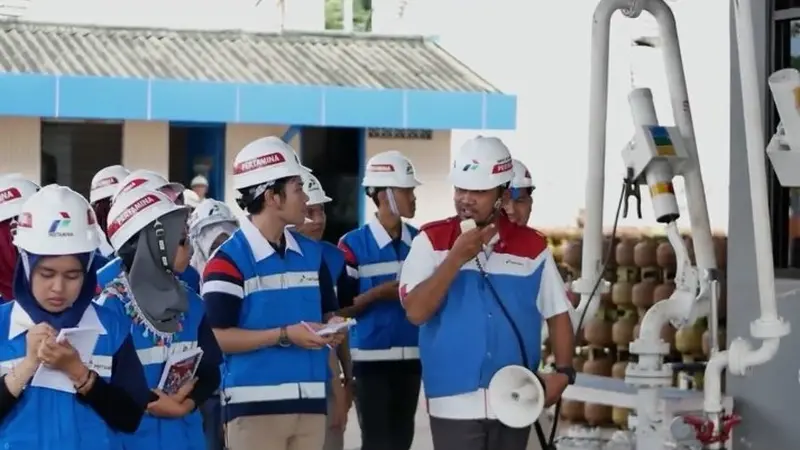 Finalis CJA Balikpapan Lihat Pertamina Lebih Dekat