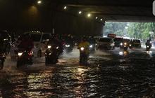 Imbas Hujan Deras, Kemacetan Terjadi di Beberapa Ruas Jalan Jakarta