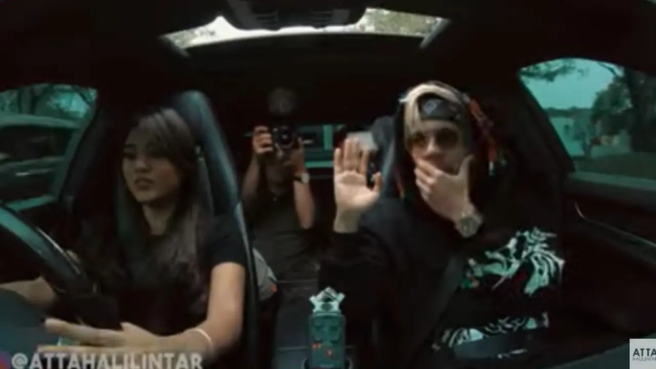 Aurel Hermansyah ditantang menyetir mobil sport milik YouTuber Indonesia, Atta Halilintar