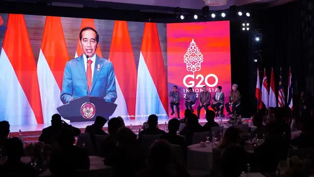 5 Bank sentral di ASEAN menandatangani Nota Kesepahaman Kerja Sama Konektivitas Pembayaran Kawasan Senin (14/11/2022) di Bali. Ini bagian kegiatan KTT G20. Penandatanganan diawali pidato sambutan Presiden Joko Widodo. (Dok BI)