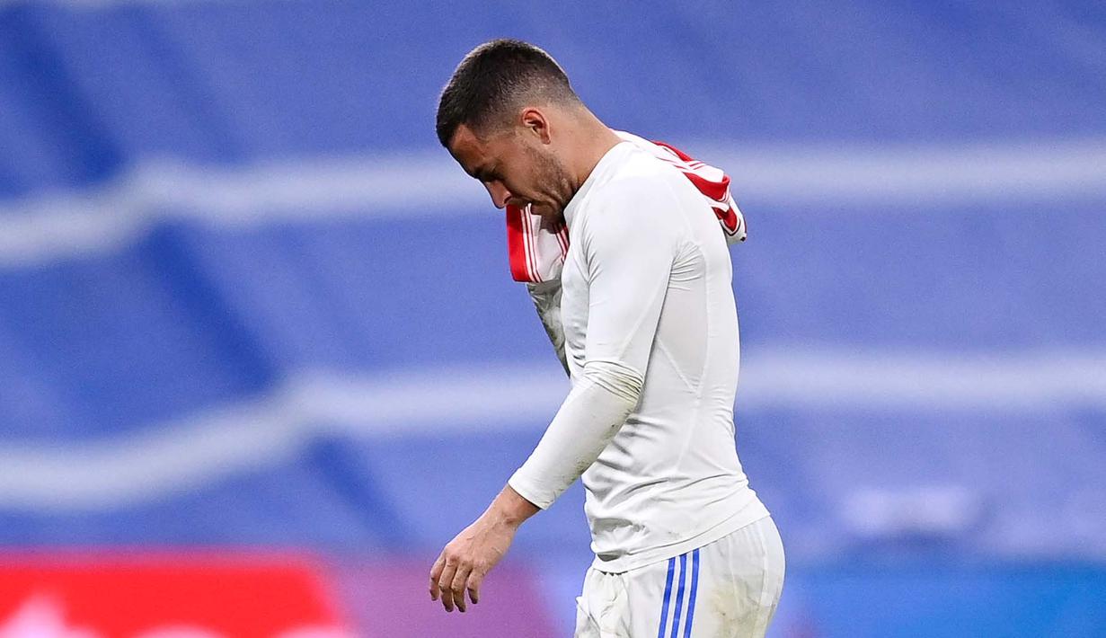 Pesepakbola asal Belgia, Eden Hazard baru saja mengumumkan pensiun dari dunia sepak bola. Ia memutuskan gantung sepatu di usia 32 tahun. (AFP/Oscar Del Pozo)