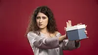 7 Cara Menolak Pemberian Orang dengan Halus Tanpa Menyinggung Perasaan