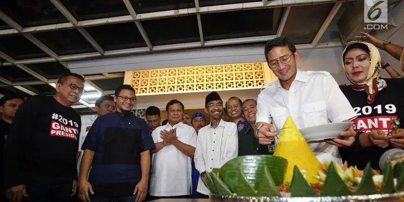 Resmikan Sekretariat Bersama, Sandiaga Uno Potong Tumpeng Dihadapan Ketum Gerindra