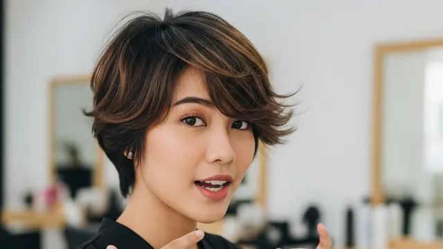 Ide Potongan Rambut Pendek Bervolume ala Korea untuk Wanita Aktif