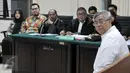 Suasana persidangan terkait kasus sengketa pilkada Kabupaten Empat Lawang di Pengadilan Tipikor, Jakarta, Senin (5/10/2015). Akil Mochtar dihadirkan pada persidangan tersebut. (Liputan6.com/Andrian M Tunay) 